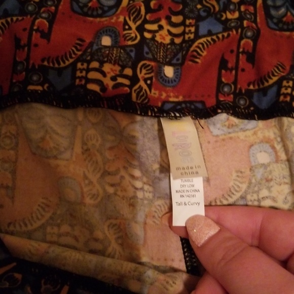 Lularoe leggings abstract horses TC - Picture 4 of 4